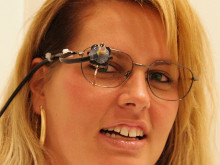 Kati Lepistö using an eye tracker